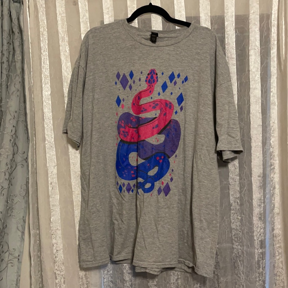 Look Human Bi Pride Snake Tee